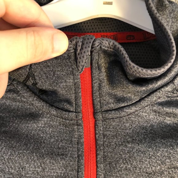 Tapout Men's Small Gray Mock Neck Quarter Zip Long Sleeve Shirt UFC MMA Athlete - Picture 8 of 10